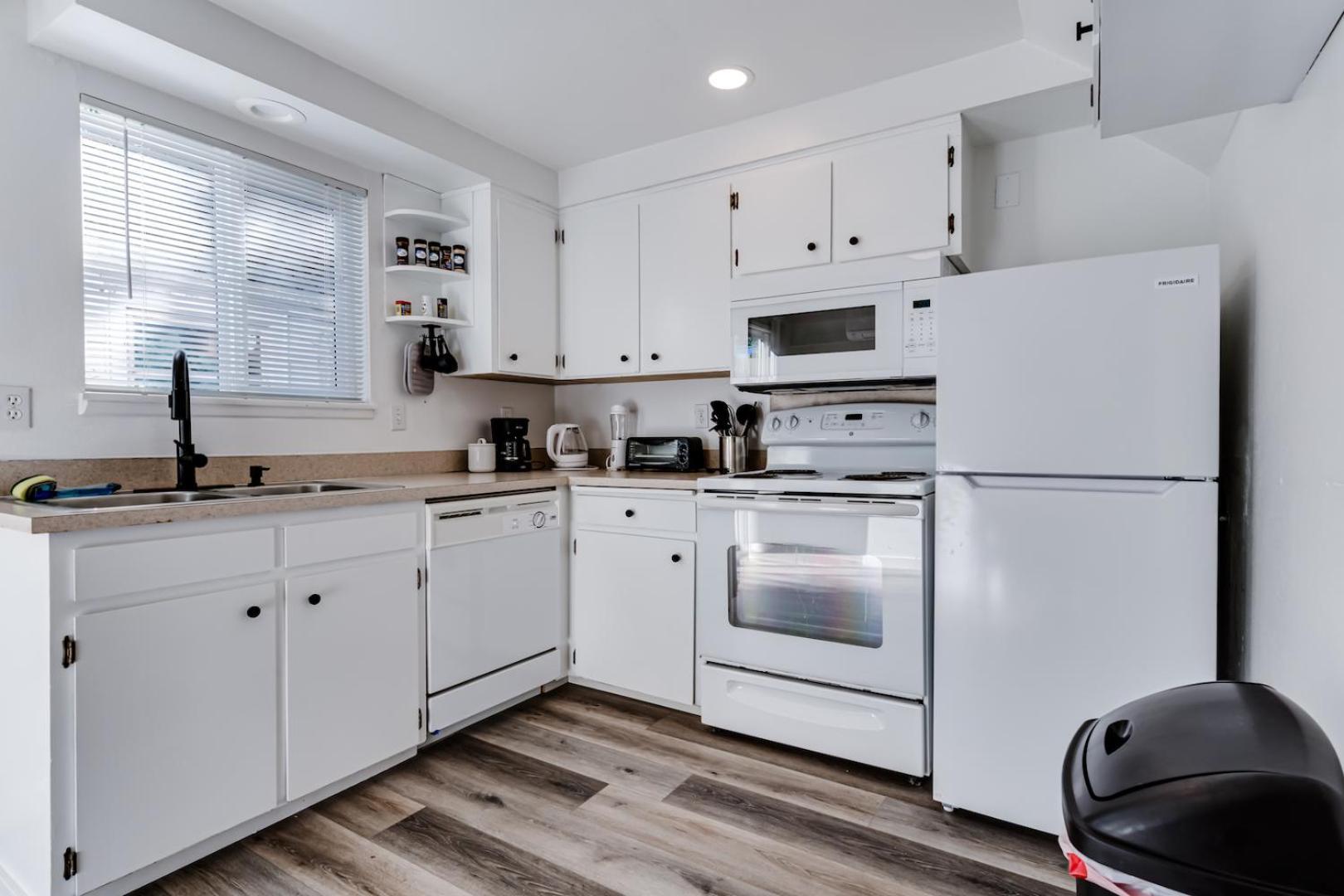 Modern Retreat Near Uofo, Autzen Stadium, Amazon Park #2 유진 외부 사진